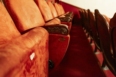 В Малом зале Екатерининского собрания пройдет премьера «Бешеных денег»