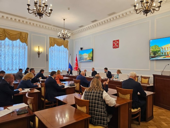 Комиссия по землепользованию и застройке Санкт-Петербурга завершила рассмотрение предложений, поступивших в ходе общественных обсуждений по проекту изменений в ПЗЗ