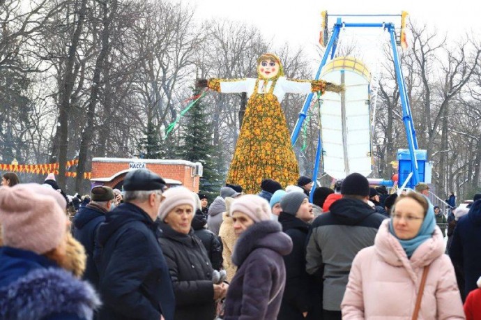 Как в Пензе празднуют Широкую Масленицу и провожают зиму: фото