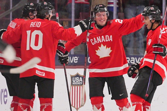 Канада разгромила Словакию и вышла в 1/2 финала МЧМ по хоккею Канада разгромила Словакию и вышла в 1/2 финала МЧМ по хоккею