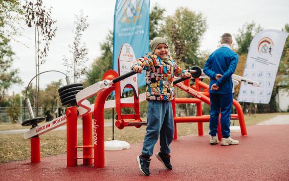 Курянам предлагают высказаться по режиму работы уличных спортплощадок