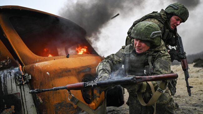 Боец рассказал о взятии в плен боевиков ВСУ в Остаповском Боец рассказал о взятии в плен боевиков ВСУ в Остаповском