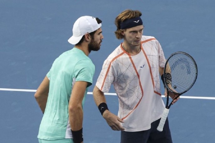 Хачанов и Рублёв проиграли Музетти и Сонего в финале турнира в Гонконге