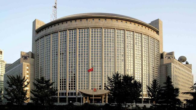 Китай призвал Индию и Пакистан не допустить эскалации конфликта