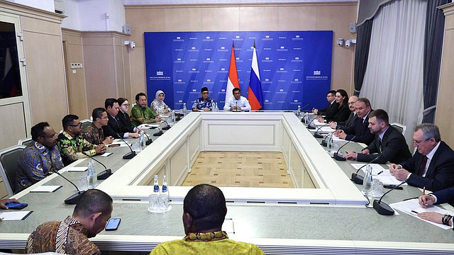 Петр Толстой провел встречу с делегацией Совета представителей регионов Народного консультативного конгресса Республики Индонезии