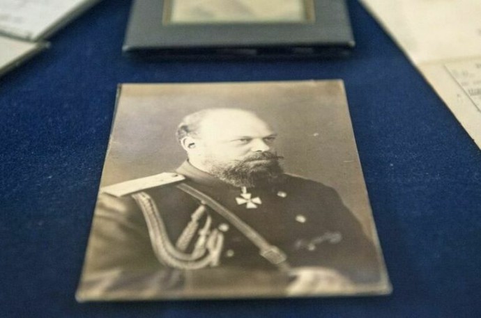 Император крестьян жил под прожекторами недовольной Европы