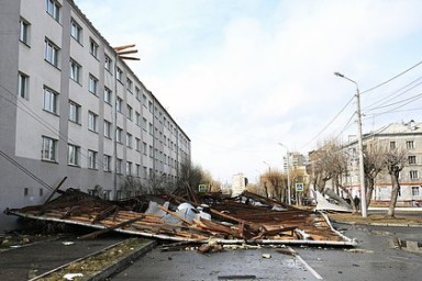 Около девяти тысяч жителей российского региона остались без света из-за штормового ветра