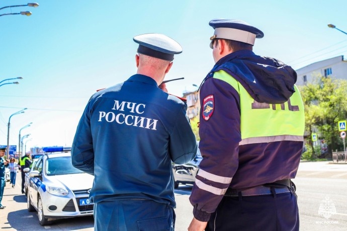 Когда секунды решают все: в Астрахани наказали 10 водителей за непропуск пожарных машин