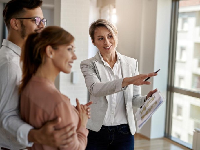 На рыночную стоимость квартиры влияет этаж — член Гильдии риелторов России Апрелев