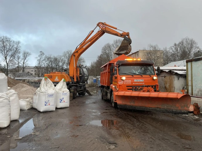 Коммунальные службы Великого Новгорода переведены в режим повышенной готовности