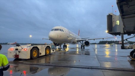 Неплановая посадка в Оренбурге: вылет рейса в Магнитогорск назначили на 4 утра 27 октября