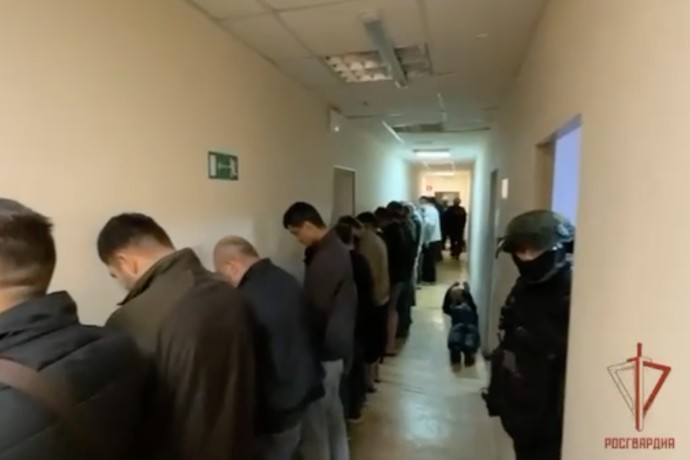 В московском хостеле в Солнцево задержали 120 мигрантов