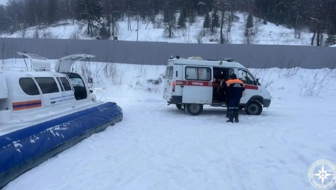 В Башкирии на Павловском водохранилище спасатели нашли замерзающую девочку