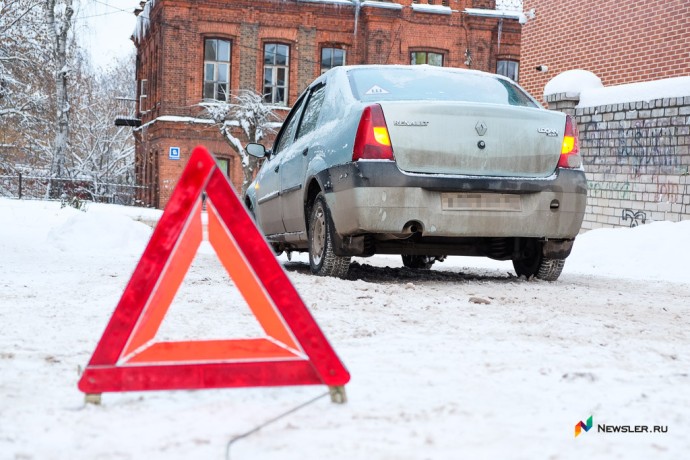 Из-за нарушений ПДД на дорогах Кировской области погибли 50 человек Из-за нарушений ПДД на дорогах Кировской области погибли 50 человек