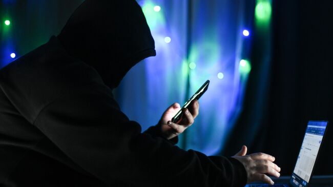 МВД рассказало о новой схеме мошенников с блокировкой Apple МВД рассказало о новой схеме мошенников с блокировкой Apple