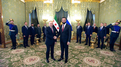 «Совместная работа будет продолжена»: Путин провёл переговоры с главой Сирии на переходный период