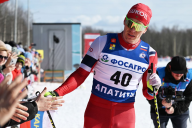 Большунов выступил с первым заявлением после скандала на Кубке России