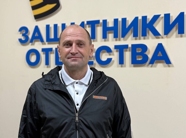 Житель Мордовии, ветеран спецоперации Виктор Суглин получил комплект адаптивной одежды