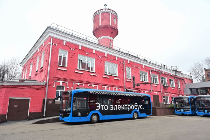 Сергей Собянин поздравил коллектив СВАРЗ с 120-летием завода