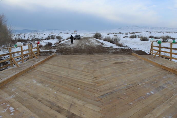 В Туве открыли обновленный мост через реку