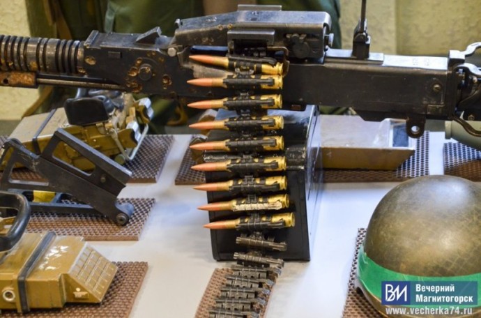 СМИ: США приостановили отправку оружия на Украину СМИ: США приостановили отправку оружия на Украину