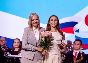 Анна Дзевенис стала первой благовещенской гимнасткой, получившей «мастера спорта»