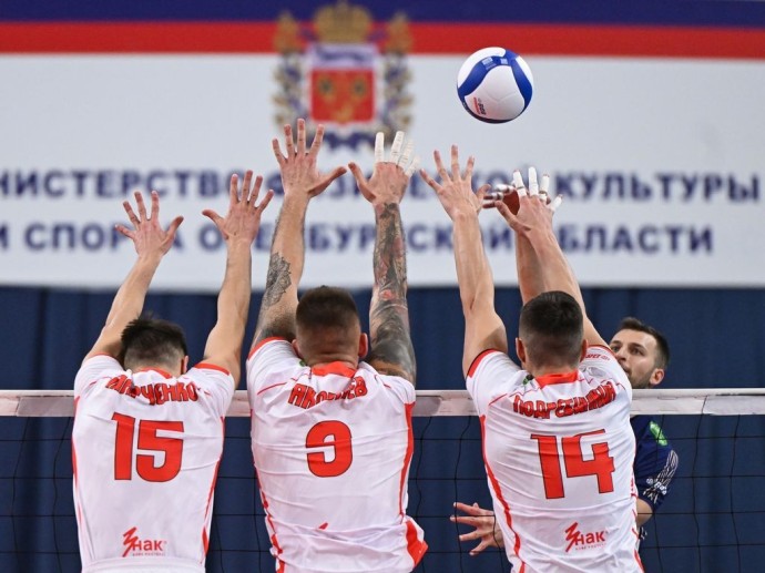 Волейболисты «Белогорья» одержали выездную победу над «Оренбуржьем» Волейболисты «Белогорья» одержали выездную победу над «Оренбуржьем»