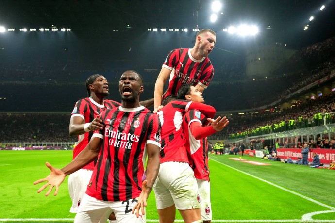 «Милан» уступил «Кремонезе» на старте Серии А