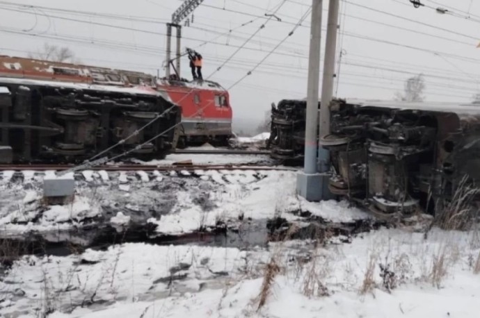В одном из районов Пензенской области разлилось 23 цистерны с мазутом В одном из районов Пензенской области разлилось 23 цистерны с мазутом