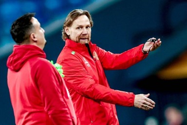 Карпин заявил, что сборную России нельзя оценивать без международных турниров