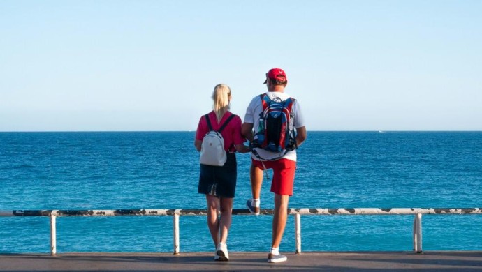 Крупный туроператор: чаще всего туристы бронируют туры за рубеж в турагентствах Крупный туроператор: чаще всего туристы бронируют туры за рубеж в турагентствах