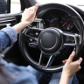 Российская блогерша похвасталась нарушениями ПДД на Mercedes и заинтересовала ГАИ