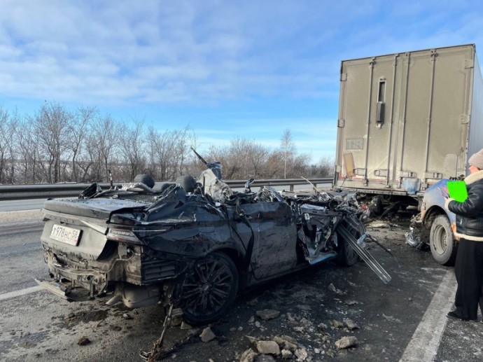 На трассе Тюмень – Омск в машине с пензенскими номерами погибли мужчина и девушка На трассе Тюмень – Омск в машине с пензенскими номерами погибли мужчина и девушка