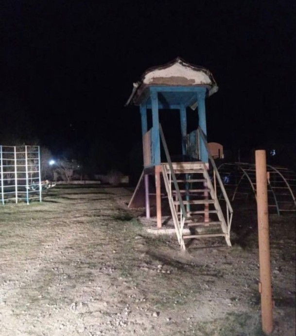 Детское ДТП в Приморье: 11-летний мальчик сбил девочку на площадке и скрылся Детское ДТП в Приморье: 11-летний мальчик сбил девочку на площадке и скрылся