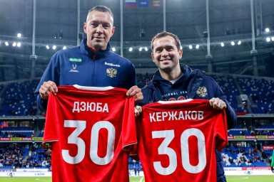 Кержаков предложил Карпину вызвать себя в сборную России