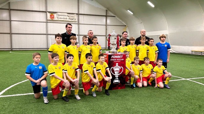 Аленичев и Титов привезли в Тулу Кубок России Аленичев и Титов привезли в Тулу Кубок России