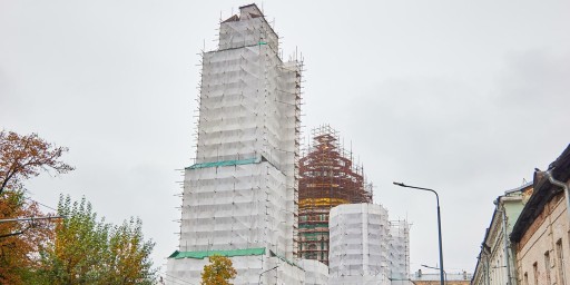 Началась реставрация фасадов Богоявленского собора в Елохово