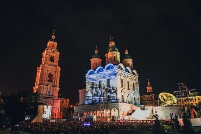 В Астрахани начались продажи билетов на оперу в кремле. Когда и какую оперу покажут, сколько стоят билеты