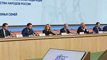 Правительство определило приоритеты в Год единства народов России
