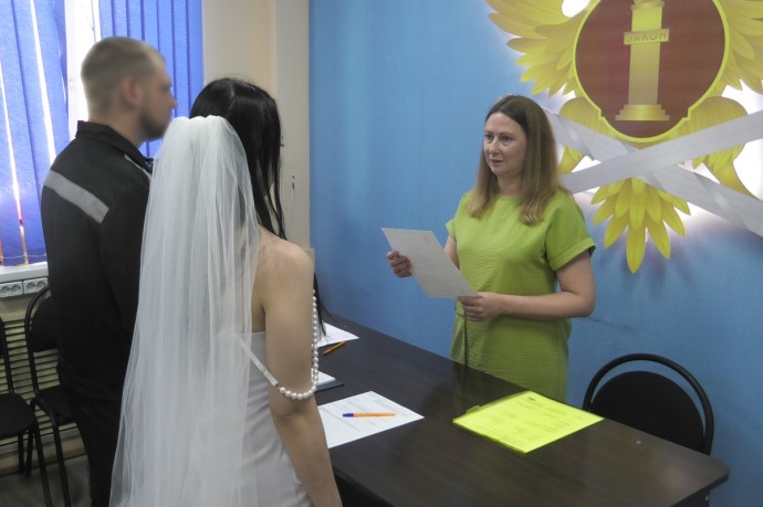 В кирово-чепецкой колонии поженили четыре пары
