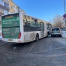 ДТП на Светланской: столкновение автобуса и Subaru Forester парализовало движение