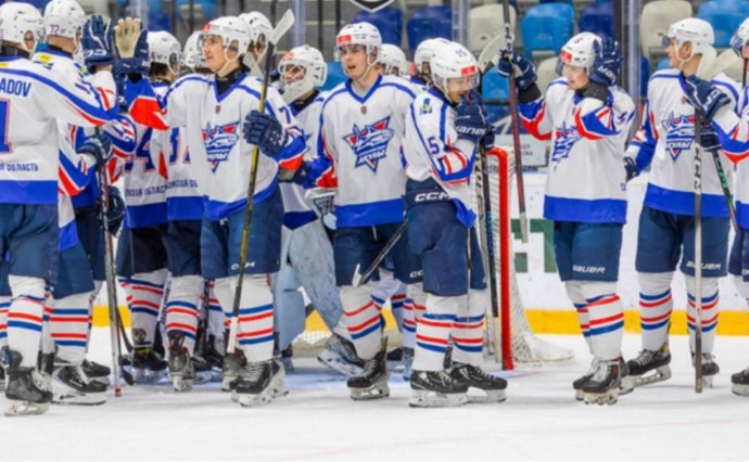 "Сахалинские Акулы" выиграли второй матч в Туле "Сахалинские Акулы" выиграли второй матч в Туле