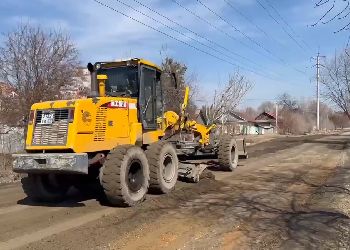 В Благовещенске выровняют гравийные участки дорог