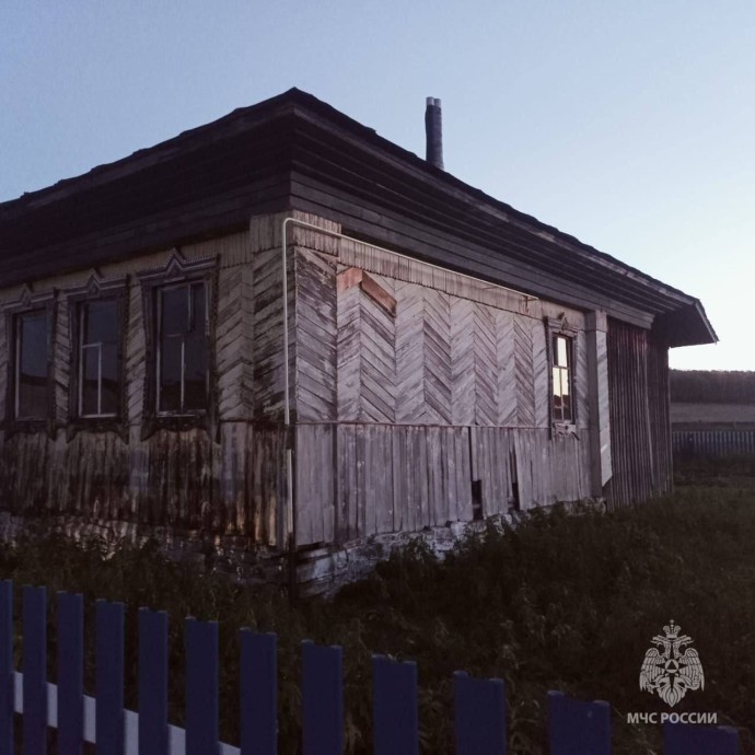 В Башкирии при пожаре погибла женщина В Башкирии при пожаре погибла женщина