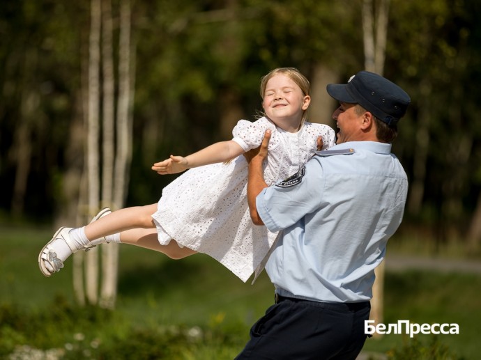 Пример для сына, волшебник для дочери. Как в Белгородской области поддерживают отцов