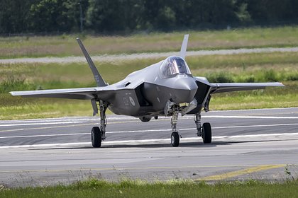 США перебросят истребители на Ближний Восток