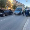 В Астрахани в тройном ДТП перевернулся автомобиль и пострадали пассажиры