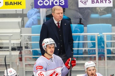 Жамнов: "Спартак" сам виноват в поражении от "Барыса". Перестали играть при счёте 3:1"