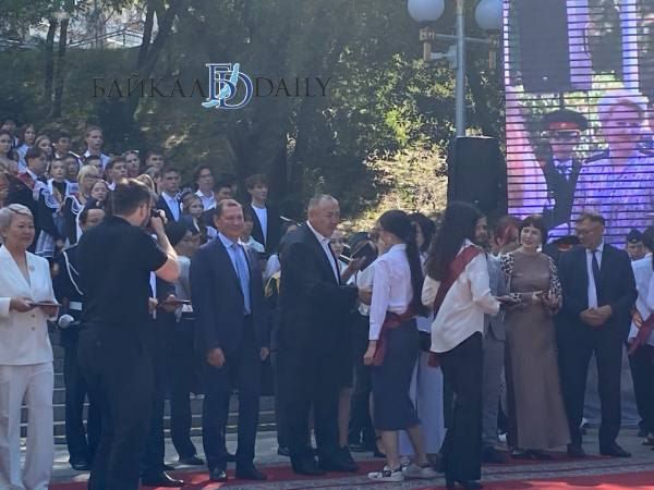 В Бурятии 23 выпускника получили 100 баллов по ЕГЭ