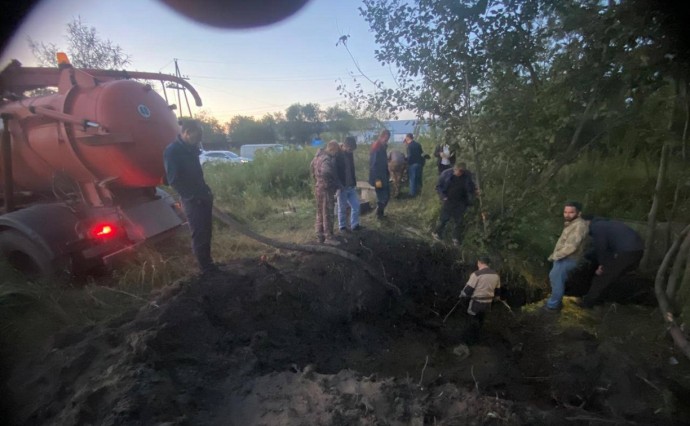 В Поронайске поврежден центральный водопровод при работах по укладке газовых сетей